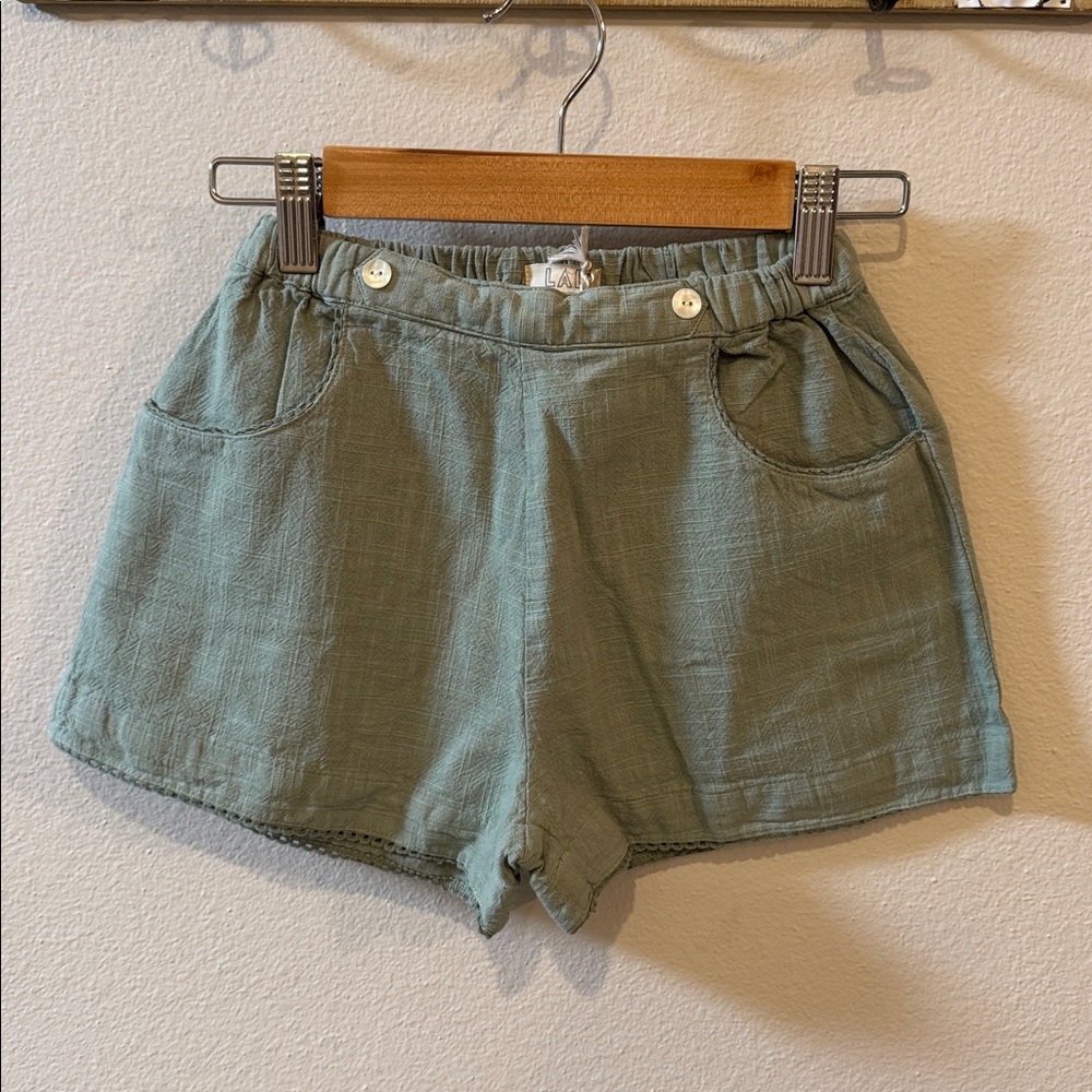 NWT Size 8 LALI Lily Pad Green Begonia Shorts! - Picture 4 of 12